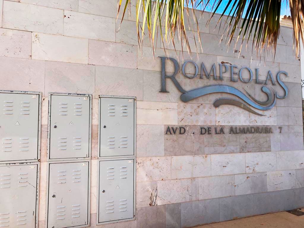 Rompeolas