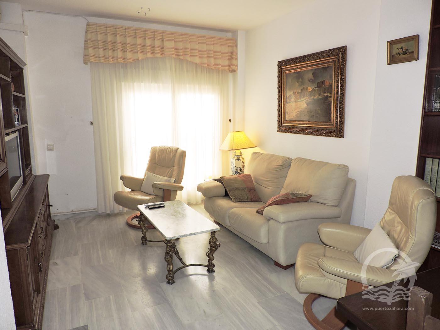 Se vende apartamento en el pueblo de Zahara de los Atunes de 3 dormitorios y 2 baños. - Imagen de la propiedad