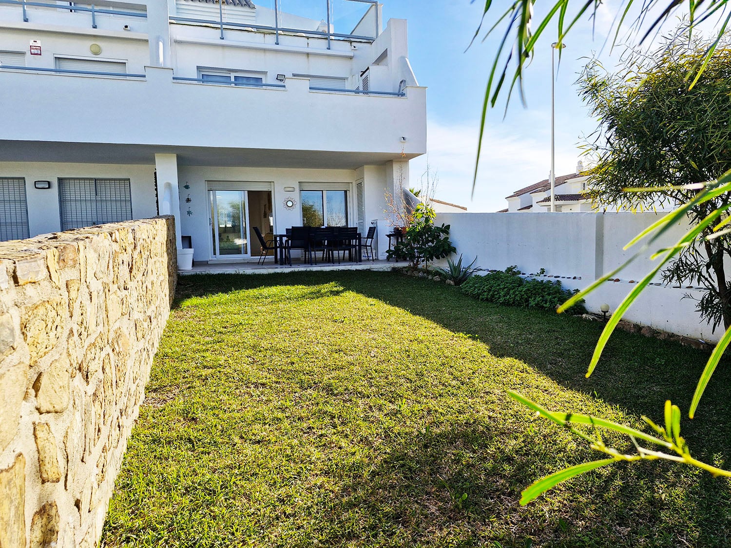 En venta apartamento bajo con jardin en urbanización recién estrenada. - Imagen de la propiedad