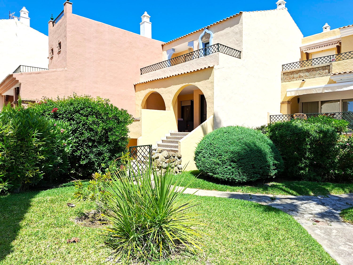 En venta adosado en urbanización Jardines de Zahara - Imagen de la propiedad