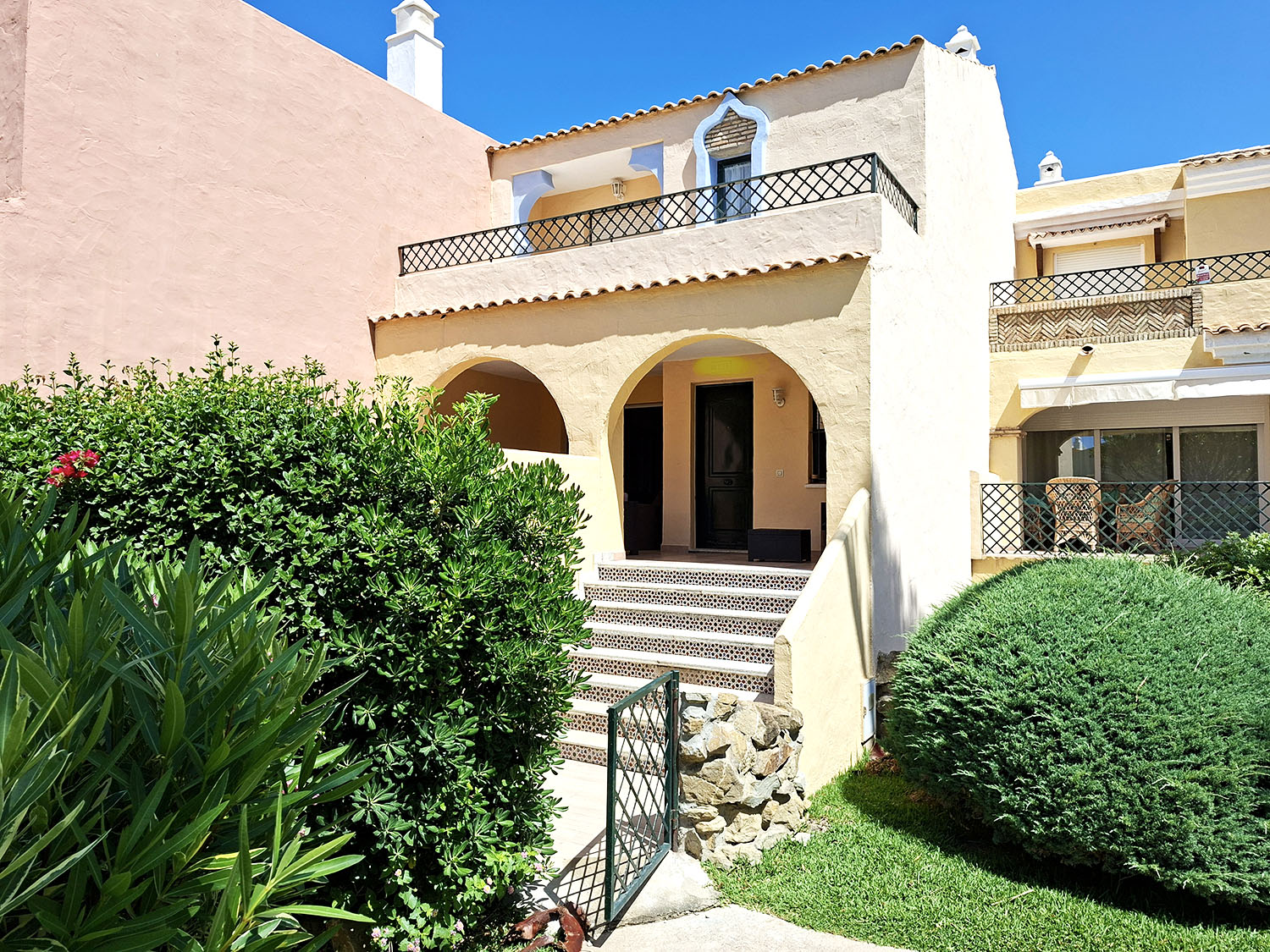 En venta adosado en urbanización Jardines de Zahara - Imagen de la propiedad