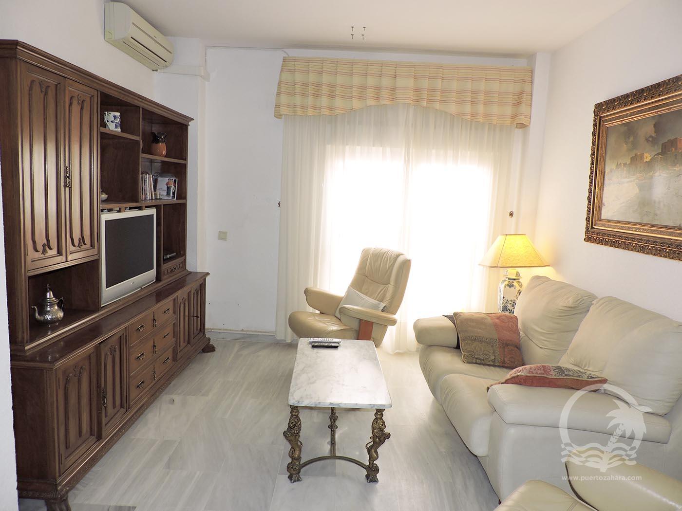 Se vende apartamento en el pueblo de Zahara de los Atunes de 3 dormitorios y 2 baños. - Imagen de la propiedad